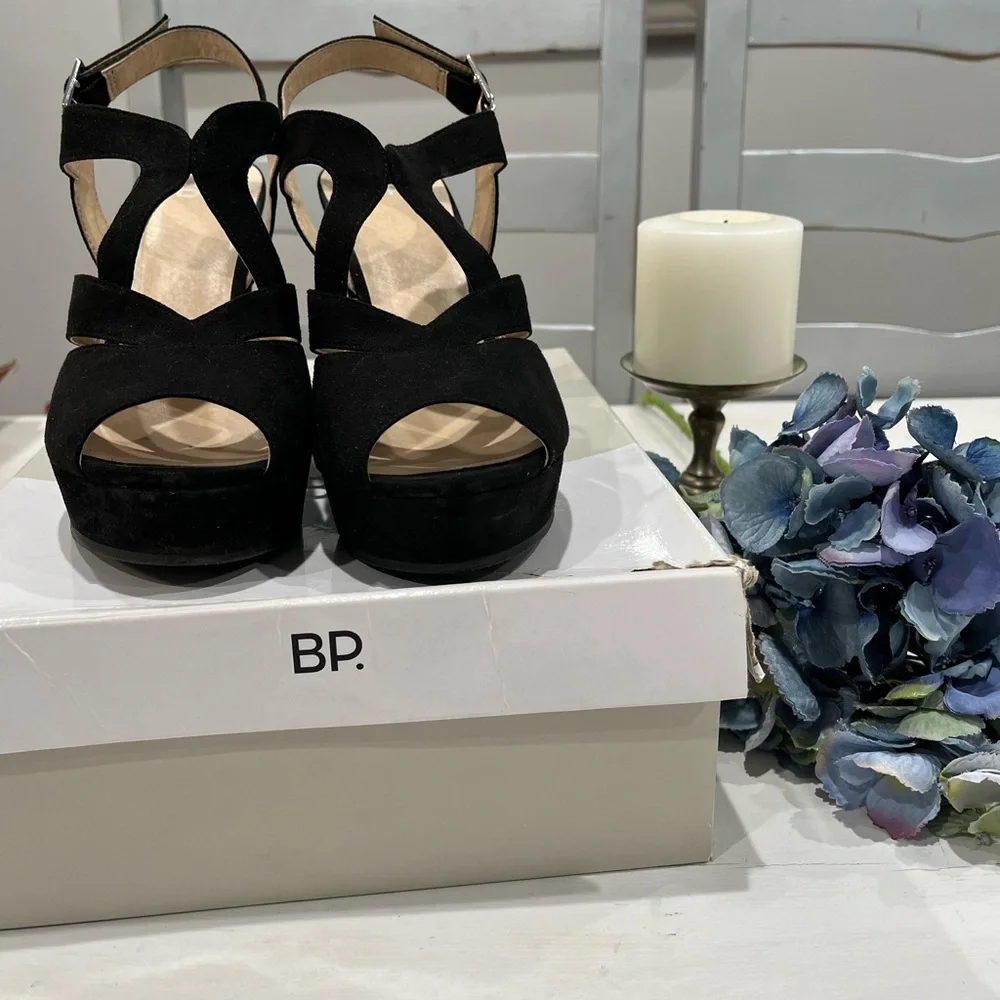 B.P. Ankle strap black‎ vegan suede wedge sandal size 8.5